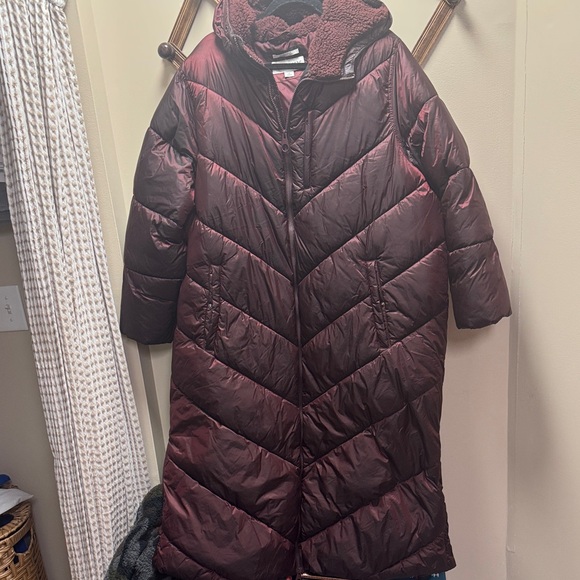 Ava & Viv Burgundy Long Puffer Coat Size 2X - Picture 1 of 12